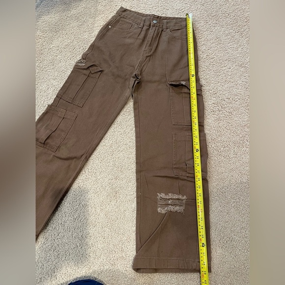 Women's SHEIN brown distressed Cargo Pants - Picture 6 of 8
